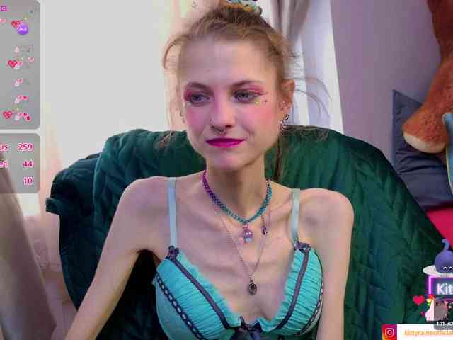 KittyRaine webcam