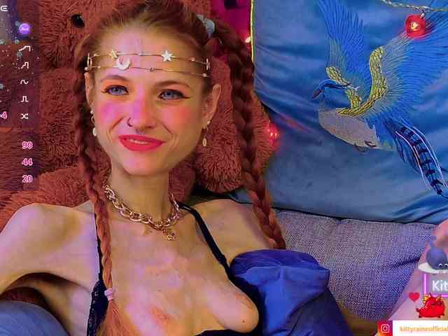 KittyRaine webcam