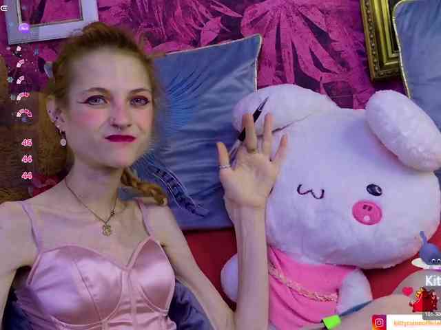KittyRaine webcam