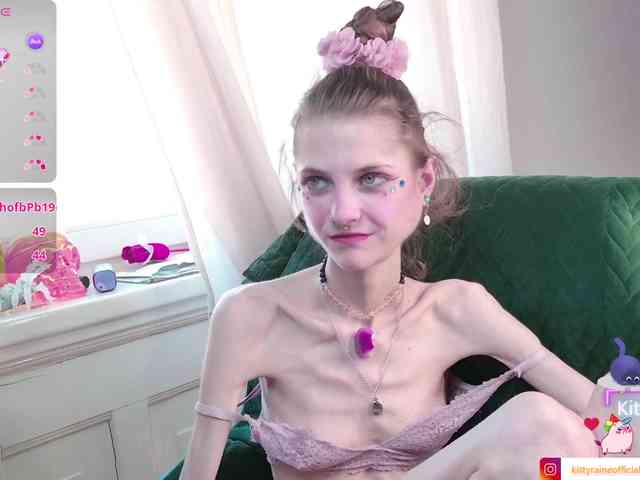KittyRaine webcam