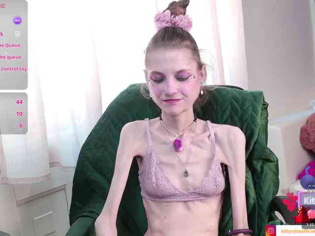 KittyRaine webcam