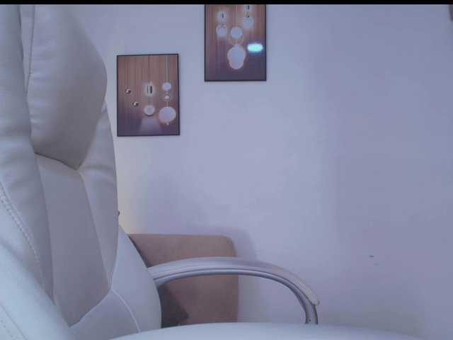 Octaviarouse live cam on BongaCams