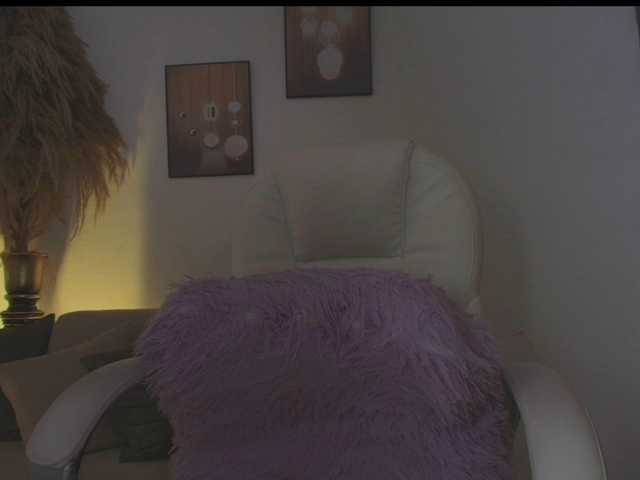 Octaviarouse live cam on BongaCams