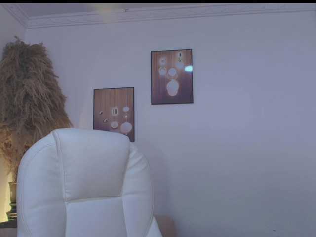 Octaviarouse live cam on BongaCams