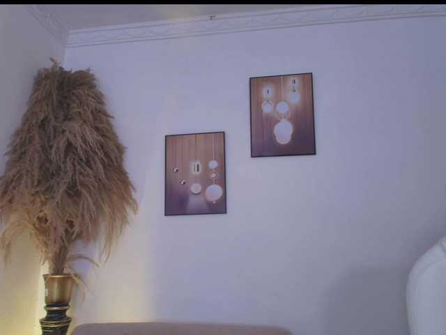 Octaviarouse live cam on BongaCams