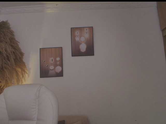 Octaviarouse live cam on BongaCams