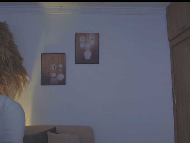 Octaviarouse live cam
