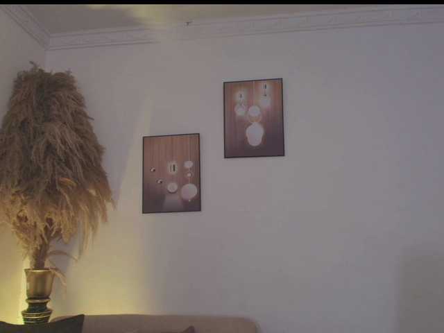 Octaviarouse live cam on BongaCams