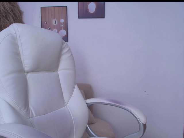 Octaviarouse live cam on BongaCams