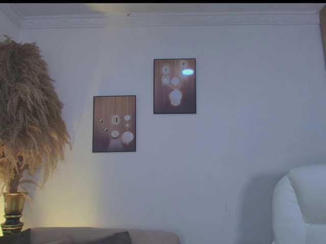 Octaviarouse live cam on BongaCams