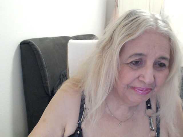 SusiLife's BongaCams show and profile