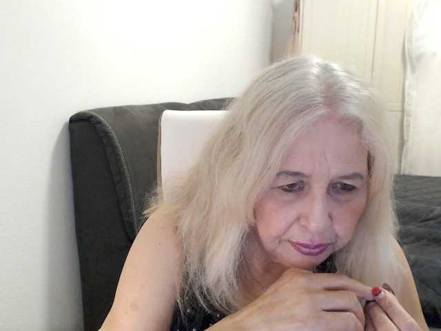 SusiLife's BongaCams show and profile