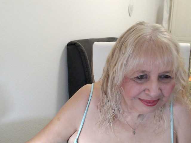 SusiLife live webcam show