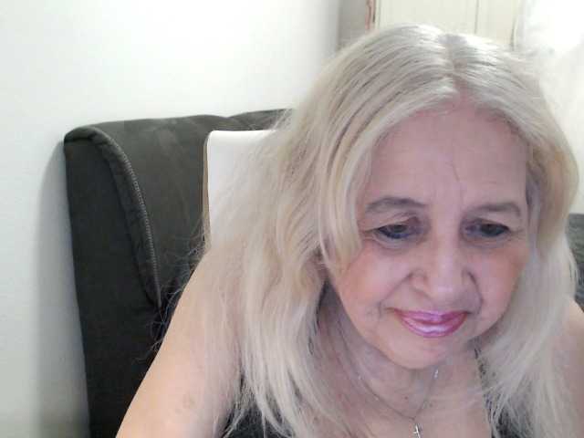 SusiLife's BongaCams show and profile