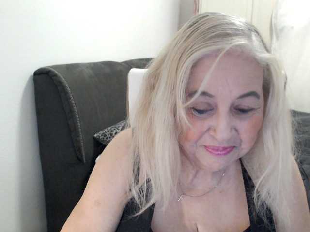 SusiLife's BongaCams show and profile