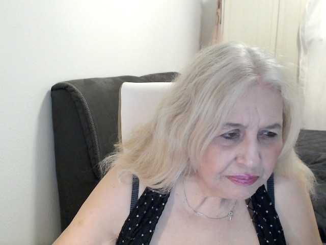 SusiLife's BongaCams show and profile