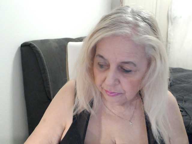 SusiLife's BongaCams show and profile