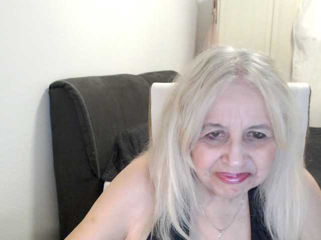 SusiLife's BongaCams show and profile