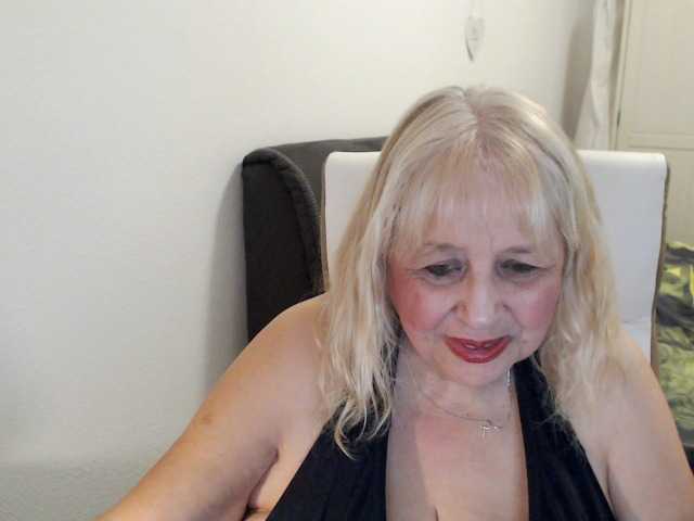 SusiLife live webcam show