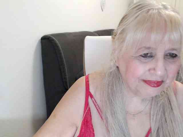SusiLife Live Webcam on BongaCams