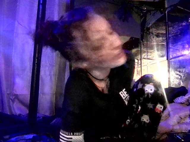 Meateater7455 live cam on BongaCams