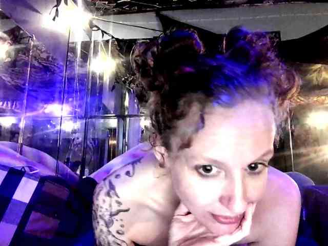 Meateater7455 webcam