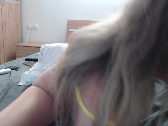 Anabellaa live cam on BongaCams
