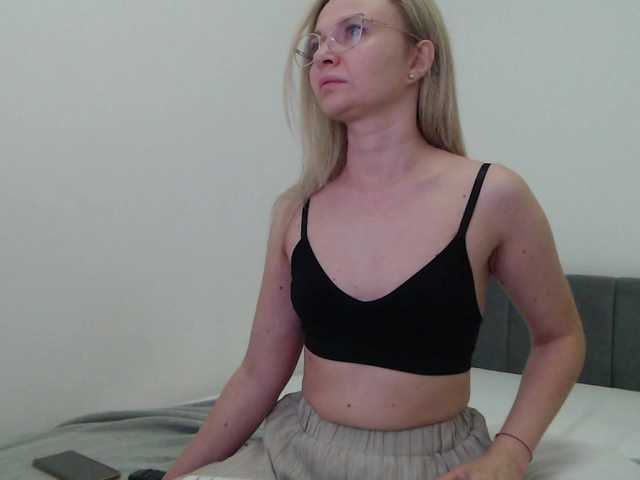Anabellaa live cam on BongaCams