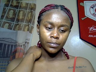 LAYLAAH's Live Webcam