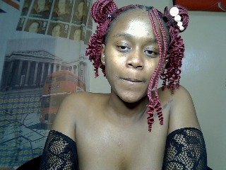 LAYLAAH's Live Webcam