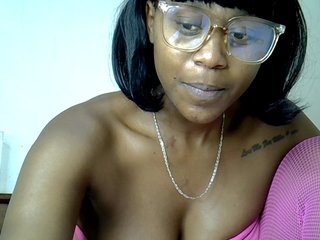 LAYLAAH's Live Webcam