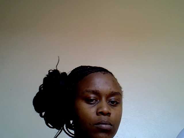 MDIVAH live cam on BongaCams