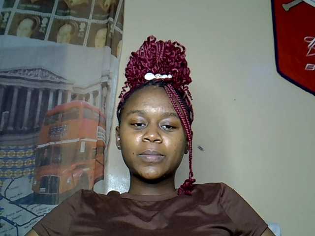 MDIVAH live cam on BongaCams