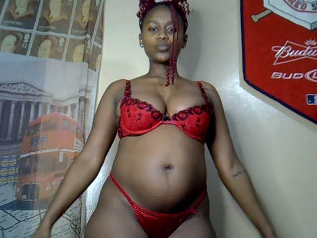 MDIVAH live cam on BongaCams