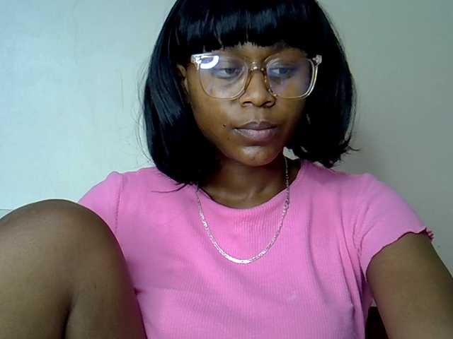 MDIVAH's BongaCams show and profile