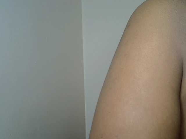 MDIVAH live cam on BongaCams