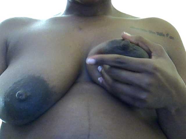 MDIVAH live cam on BongaCams
