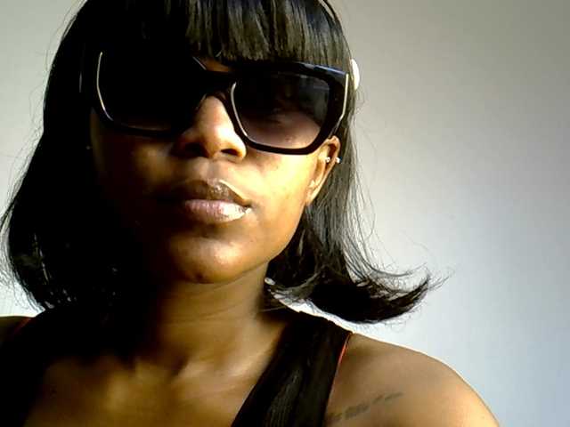 MDIVAH live cam on BongaCams