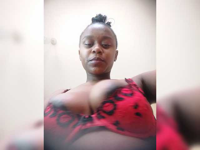 MDIVAH live cam on BongaCams