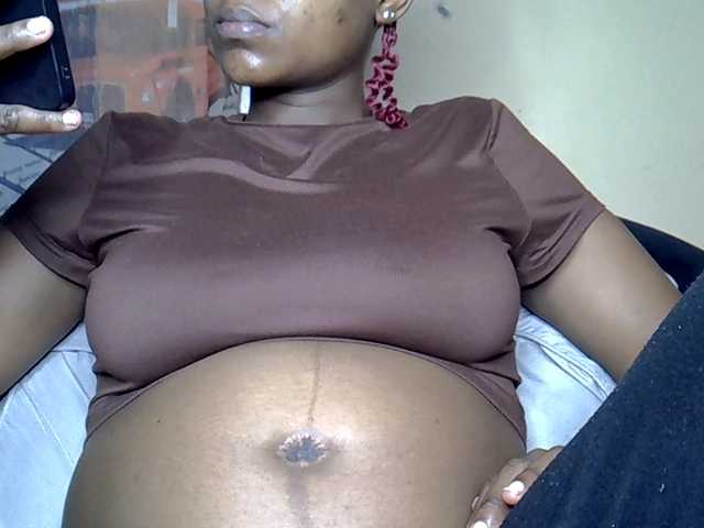 MDIVAH live cam on BongaCams