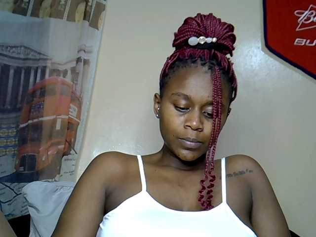 MDIVAH live cam on BongaCams