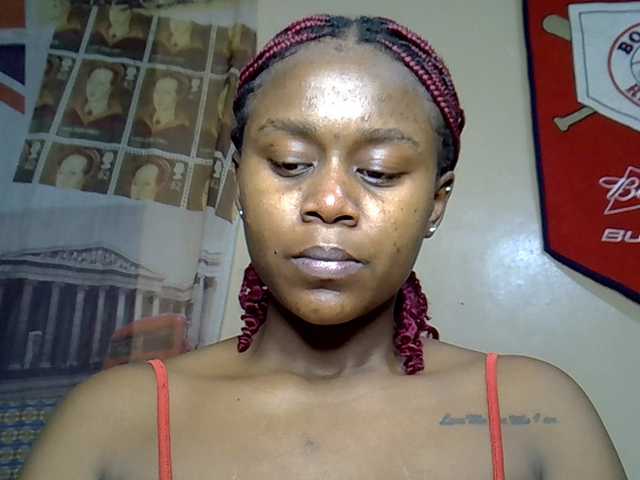MDIVAH live cam on BongaCams