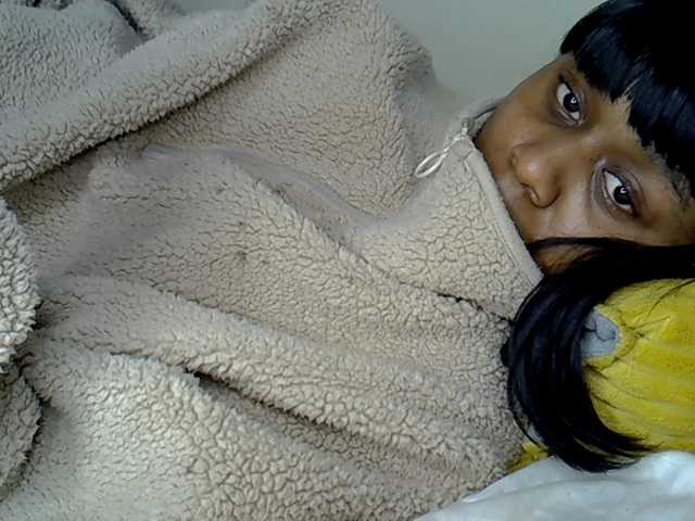 LAYLAAH webcam bongacams model stream image