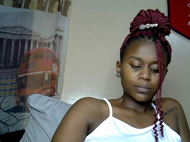 MDIVAH live cam on BongaCams