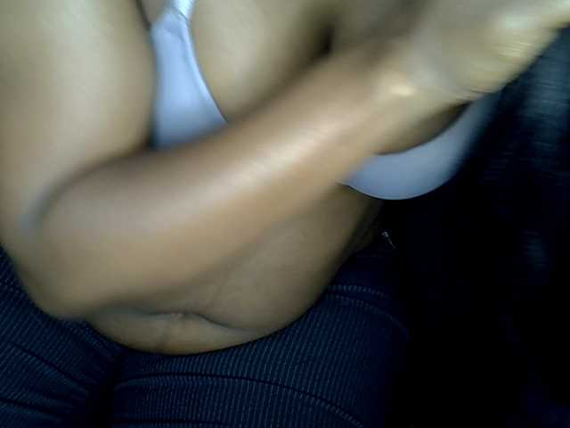MDIVAH live cam on BongaCams