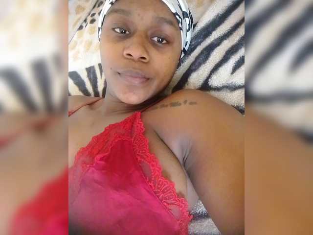 MDIVAH live cam on BongaCams