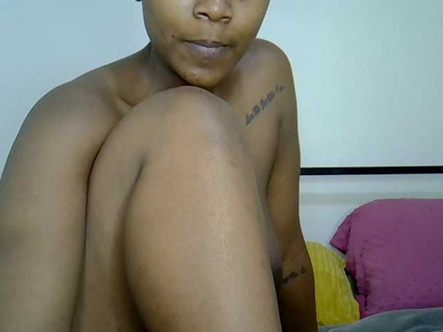 MDIVAH live cam on BongaCams