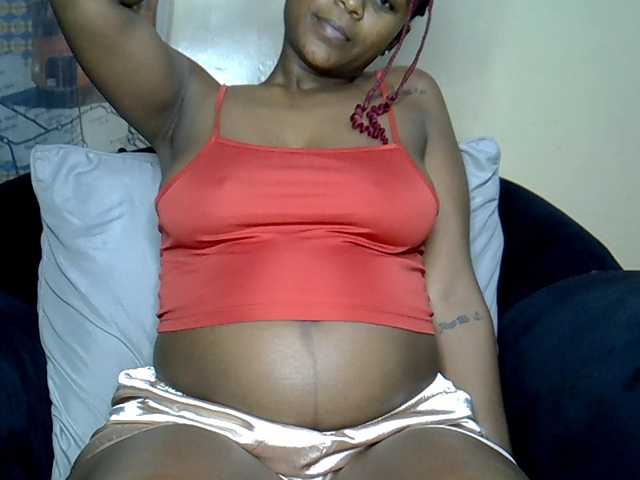 MDIVAH live cam on BongaCams