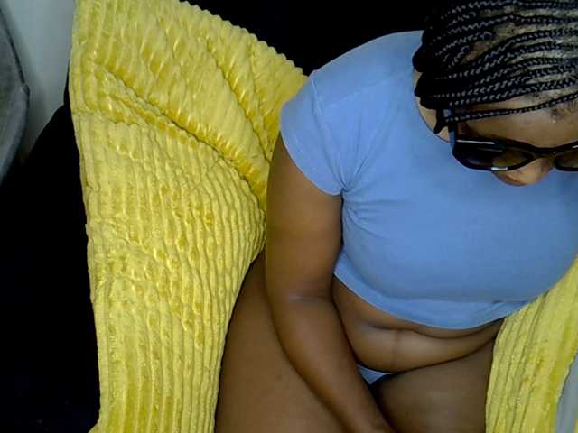 MDIVAH live cam on BongaCams