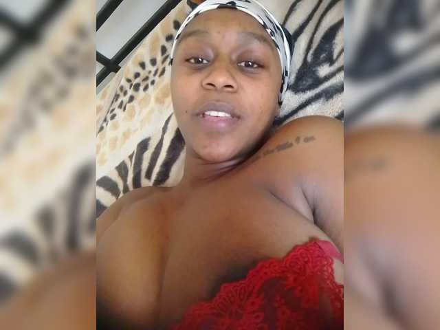 MDIVAH live cam on BongaCams